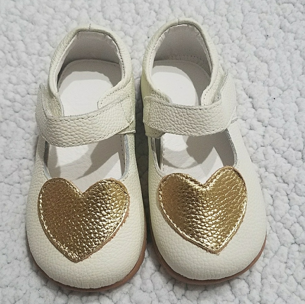 Mary Jane style shoes